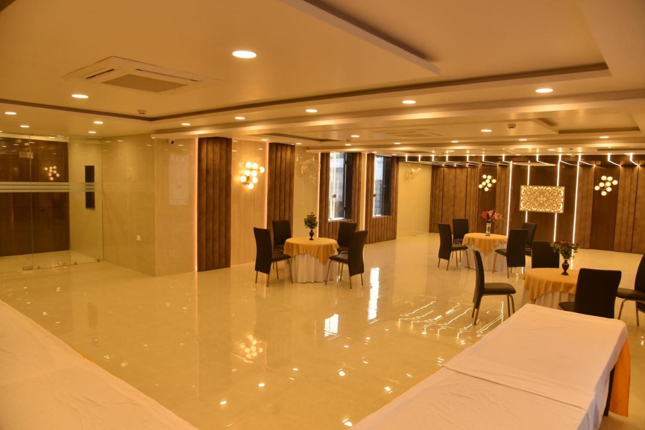 Hotel Nexus L Hotels In Charbagh Lucknow Ngoại thất bức ảnh