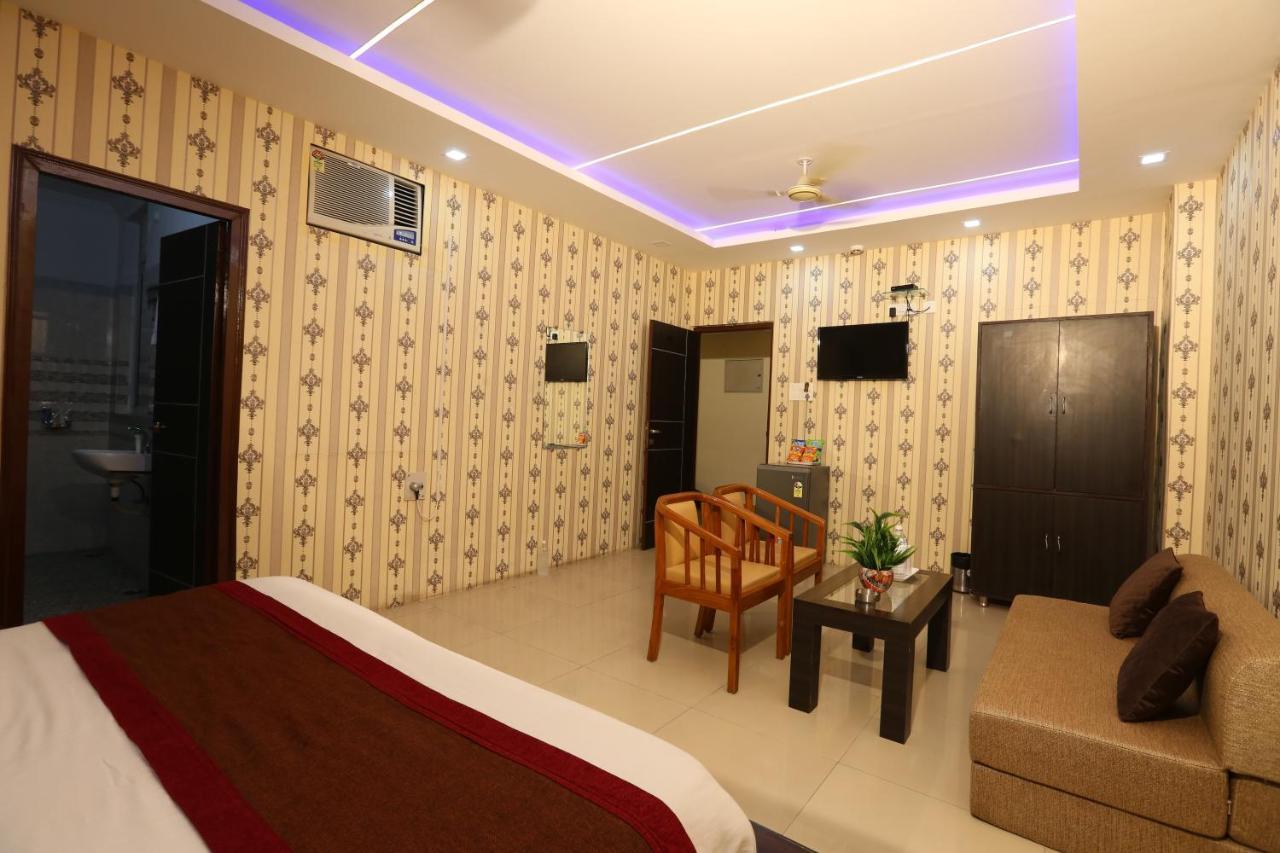 Hotel Nexus L Hotels In Charbagh Lucknow Ngoại thất bức ảnh