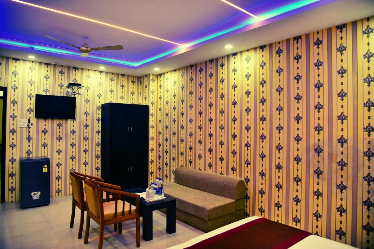 Hotel Nexus L Hotels In Charbagh Lucknow Ngoại thất bức ảnh